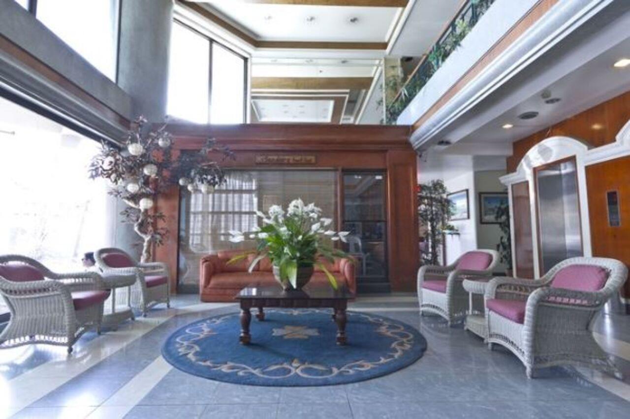 Richmond Plaza Hotel Tabok Bagian luar foto