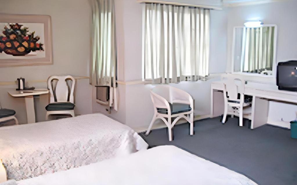 Richmond Plaza Hotel Tabok Bagian luar foto