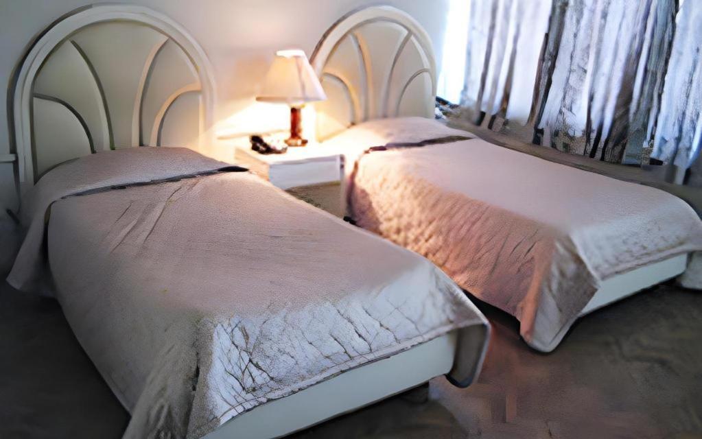 Richmond Plaza Hotel Tabok Bagian luar foto