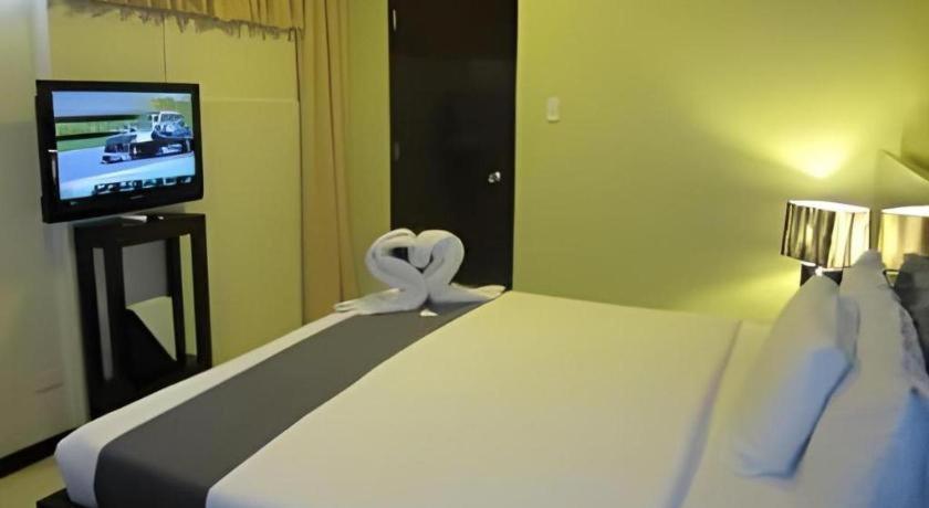 Richmond Plaza Hotel Tabok Bagian luar foto