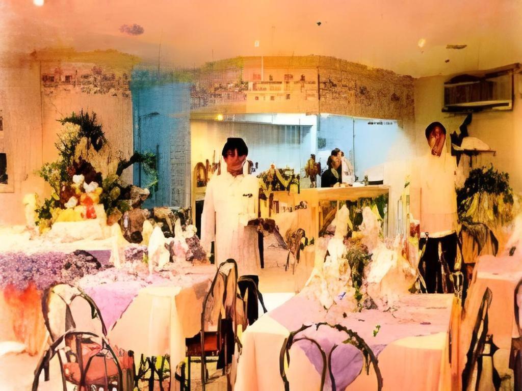 Richmond Plaza Hotel Tabok Bagian luar foto