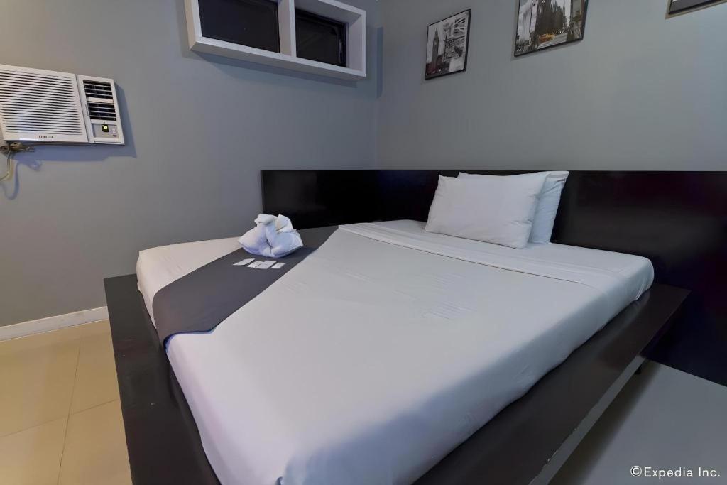 Richmond Plaza Hotel Tabok Bagian luar foto